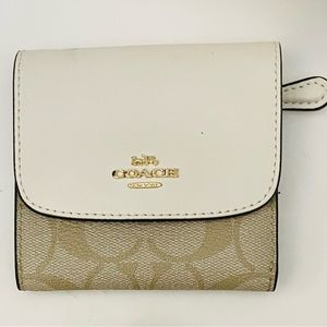 Brand New Signature Logo Canvas #F87589 Coach Wallet